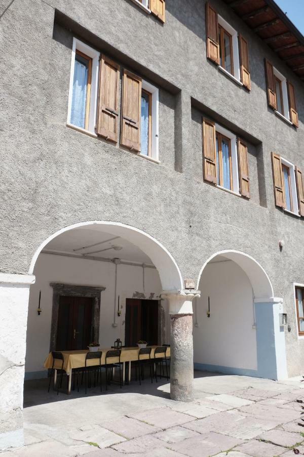 Appartamento Al Ponte Marone Exterior photo